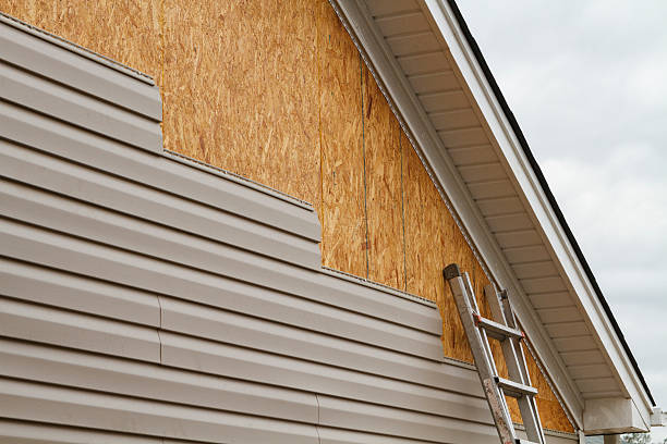 Professional Siding Installation technician working in Northfield, CT